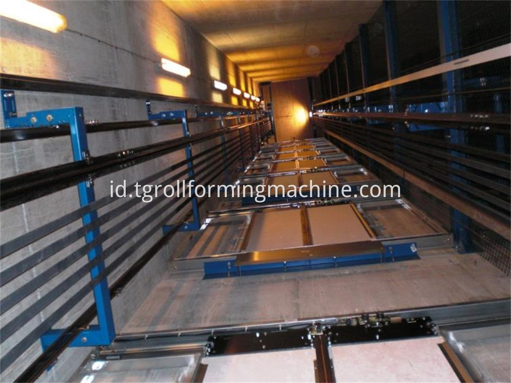 Elevator Closed Guide Rail Roll Forming Machine